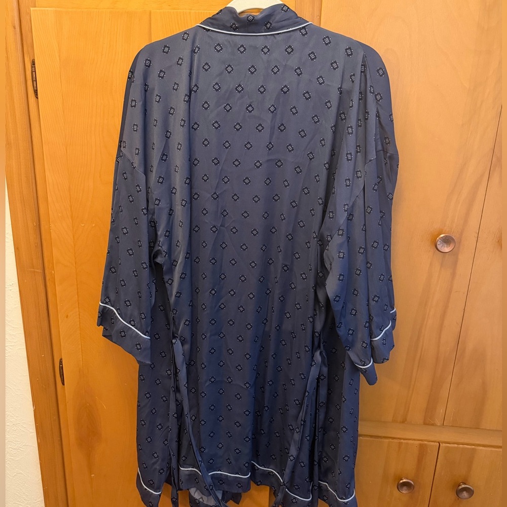 Nordstrom Short Robe - Picture 4 of 5